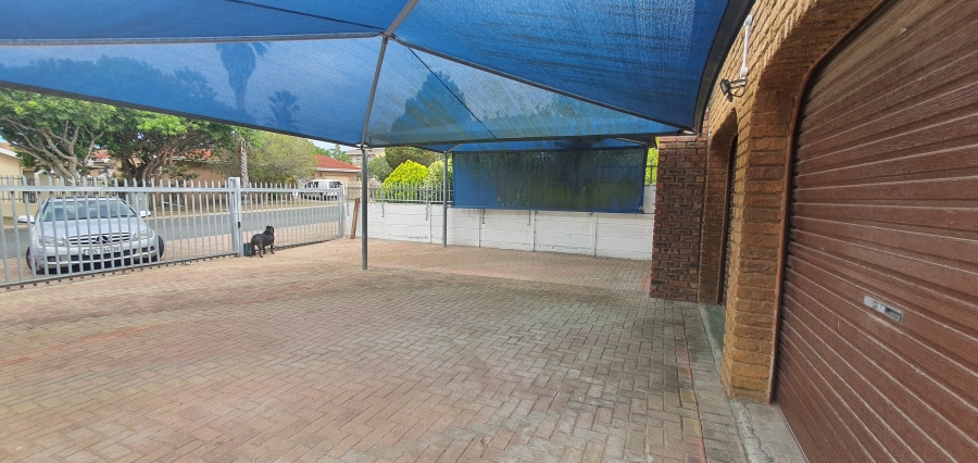 3 Bedroom Property for Sale in Heiderand Western Cape